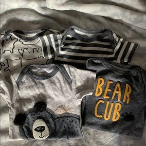 Lot of short sleeve body suits 0-3 mo.